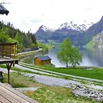 2 Person In Stryn-by Traum *