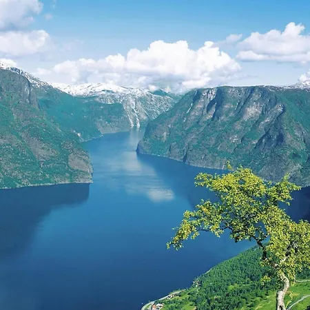 2 Person In Stryn-by Traum Stryn